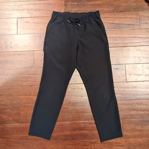 Lululemon On The Fly 7/8 pants